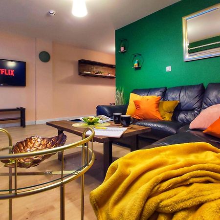 Duplex Apartment In Leeds With King Size Bed - Long Stay Rates Available Eksteriør bilde
