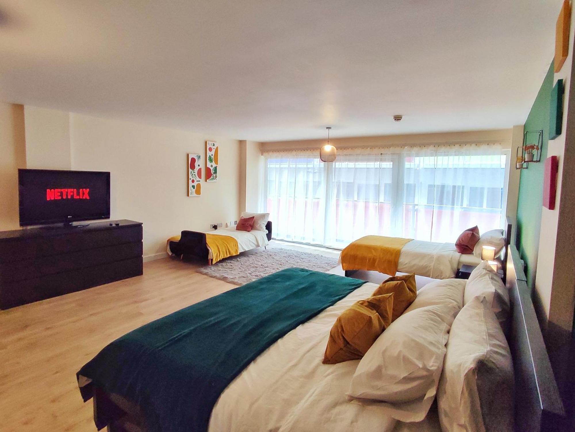 Duplex Apartment In Leeds With King Size Bed - Long Stay Rates Available Eksteriør bilde