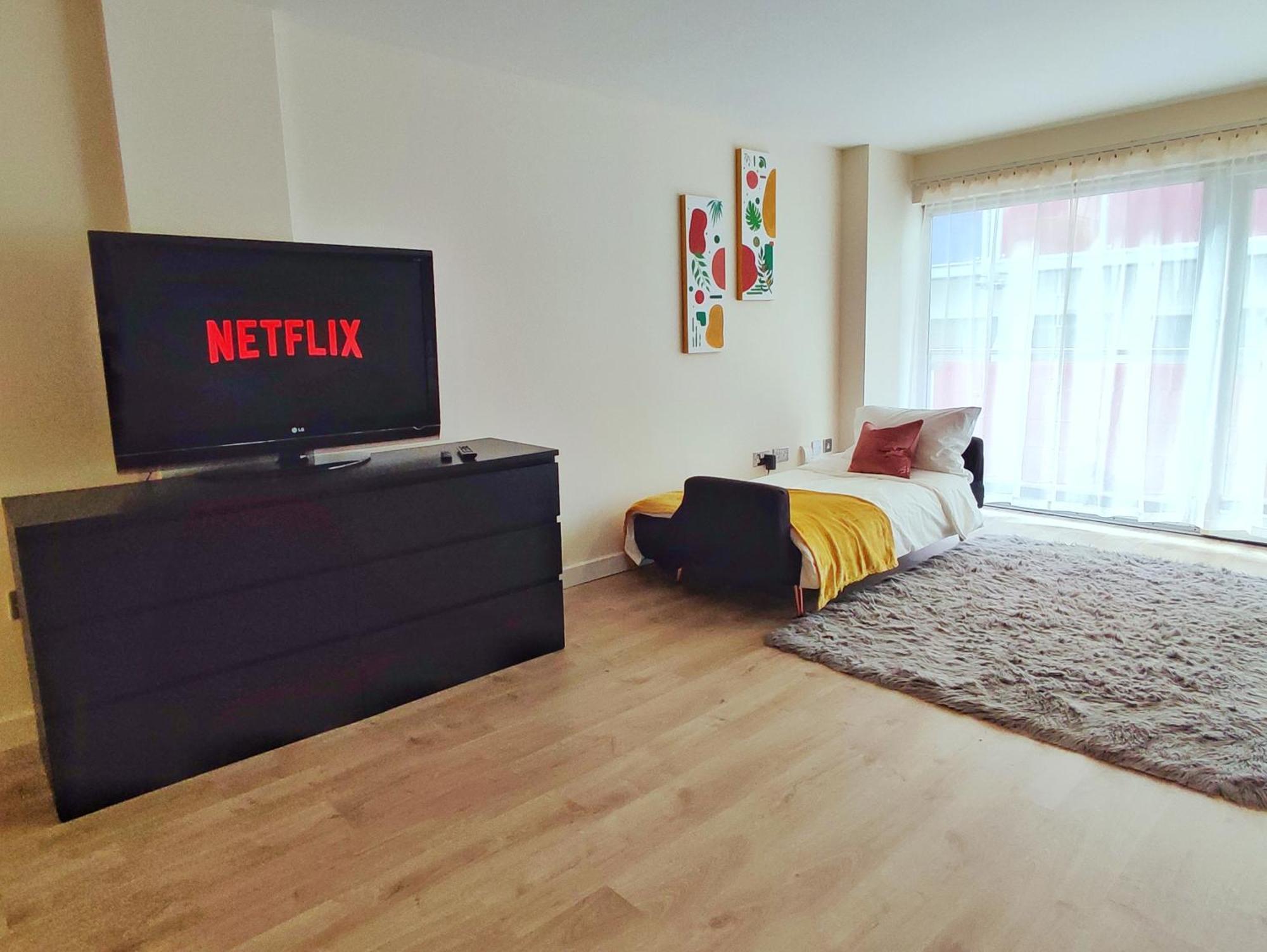 Duplex Apartment In Leeds With King Size Bed - Long Stay Rates Available Eksteriør bilde